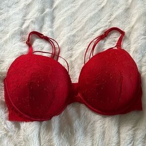 Victoria’s Secret Very Sexy Push-Up Bra